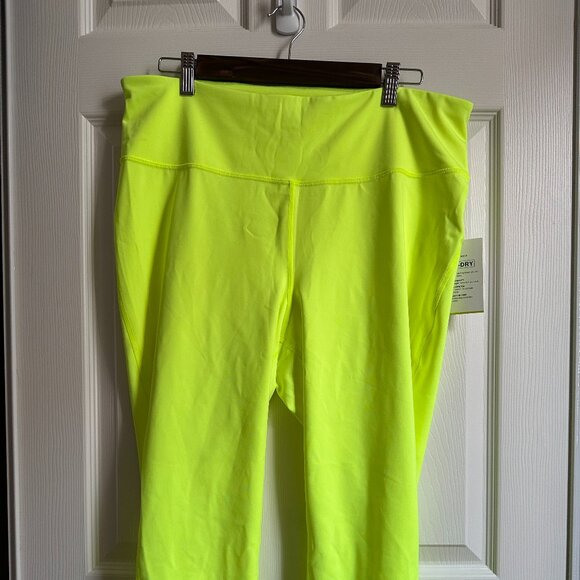 Old Navy Active Elevate Go-Dry High-rise Leggings XXL Fluorescent Yellow NWT - Picture 2 of 12